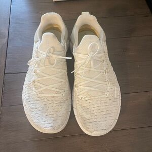 Nike flyknit size 8.5